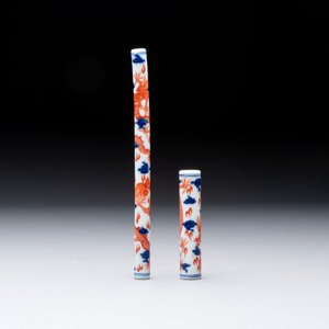 A rare and fine Chinese iron-red, blue and white 'dragon' brush handle and cover, Jiaqing mark and of the period — photo 3