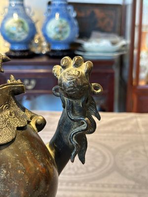 A rare and large Chinese bronze lion-form censer, Southern Song — foto 14