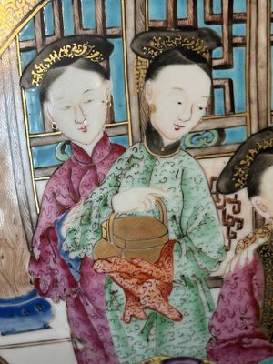 A rare and large Chinese Canton famille rose 'mandarin subject' bowl, Hua Xuan 花軒 and Qing Ju 清居 mark, Qianlong — photo 12