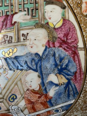 A rare and large Chinese Canton famille rose 'mandarin subject' bowl, Hua Xuan 花軒 and Qing Ju 清居 mark, Qianlong — photo 26