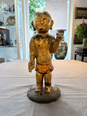 A rare and large Chinese gilt-lacquered bronze Buddha, Ming — 照片 1