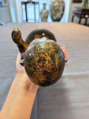A rare and large Chinese gilt-lacquered bronze Buddha, Ming — 照片 5