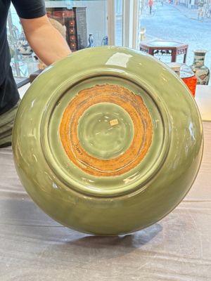 A rare and large Chinese Longquan celadon 'lotus bouquet' dish, Ming, early 15th C. — photo 10