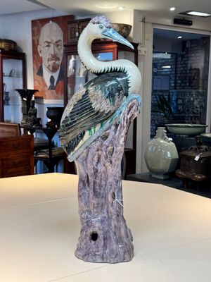 A rare and large Chinese polychrome-glazed crane on a rock, 18/19th C. — foto 1