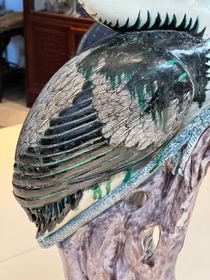 A rare and large Chinese polychrome-glazed crane on a rock, 18/19th C. — foto 11
