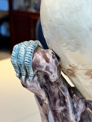 A rare and large Chinese polychrome-glazed crane on a rock, 18/19th C. — foto 18