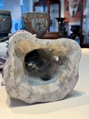 A rare and large Chinese polychrome-glazed crane on a rock, 18/19th C. — foto 21