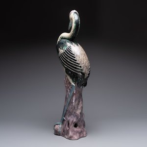 A rare and large Chinese polychrome-glazed crane on a rock, 18/19th C. — foto 2