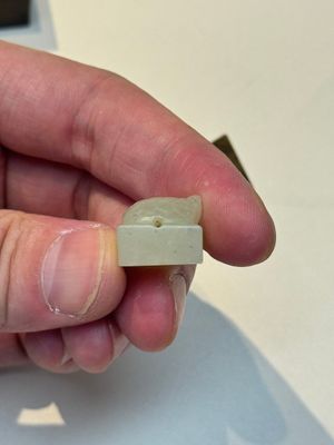 A rare and small Chinese white jade 'tortoise' seal with an original seal-form bronze box, Changsha Taishou 長沙太守 and Feng Gao 封告 mark, Song or ealier — photo 8