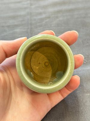 A rare and small Chinese Yaozhou celadon-glazed tripod censer, Jin — 照片 7