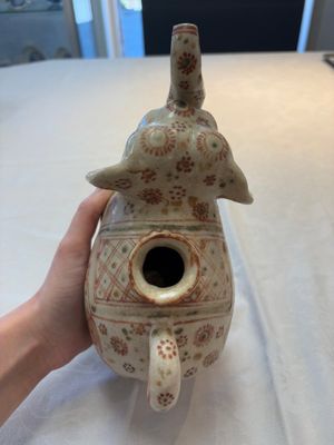 A rare Annamese or Vietnamese polychrome-enamelled 'elephant' jug, 16th C. — photo 5
