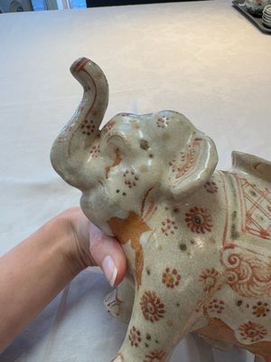 A rare Annamese or Vietnamese polychrome-enamelled 'elephant' jug, 16th C. — photo 8