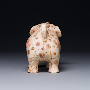 A rare Annamese or Vietnamese polychrome-enamelled 'elephant' jug, 16th C. — photo 3