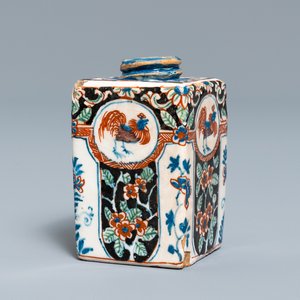 A rare black Dutch Delft tea caddy, early 18th C. — photo 1