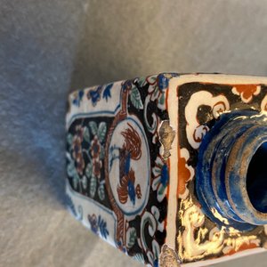 A rare black Dutch Delft tea caddy, early 18th C. — photo 11