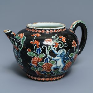 A rare black Dutch Delft teapot, early 18th C. — 照片 2