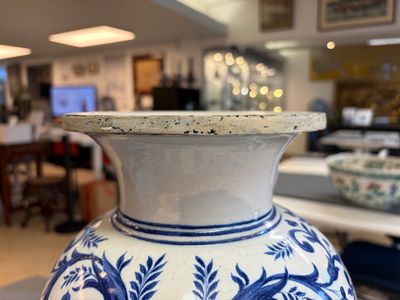 A rare blue and white Brussels faience vase with a cherub trumpeter — photo 2