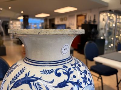 A rare blue and white Brussels faience vase with a cherub trumpeter — photo 6