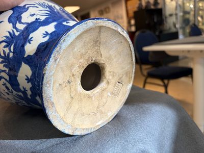 A rare blue and white Brussels faience vase with a cherub trumpeter — photo 7