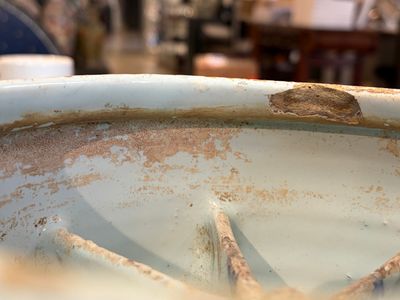 A rare blue and white Dutch Delft chinoiserie two-handled compartmented bowl, 17th C. — photo 12