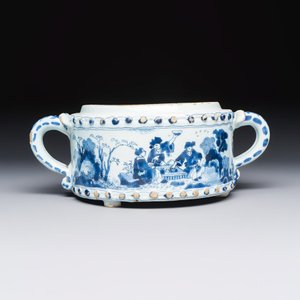 A rare blue and white Dutch Delft chinoiserie spice box, 17th C. — photo 11
