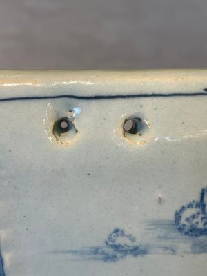 A rare blue and white Dutch Delft jewellery casket and cover, 18th C. — foto 8