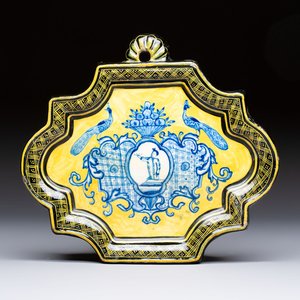 A rare blue and white yellow-ground Dutch Delft plaque with a black border, 18th C. — photo 1