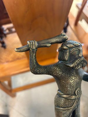 A rare bronze 'wild man' candlestick, Flanders or Germany, 15/16th C. — photo 1