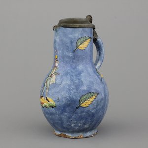 A rare Brussels faience blue ground jug with a soldier, 18th C. — photo 2