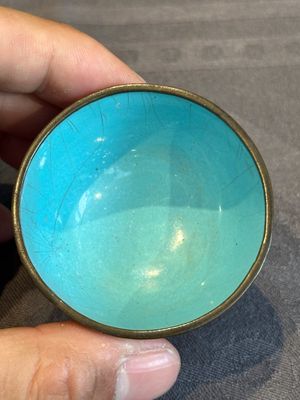 A rare Canton enamel ruby-ground 'Bats and Shou' cup on stand, Qianlong mark and of the period — photo 9