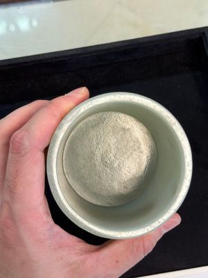 A rare Chinese archaistic jade 'chilong' tripod brush pot, 18th C. — 照片 22
