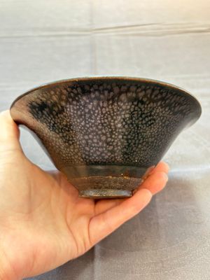 A rare Chinese black-glazed 'oil-spot' tea bowl, Song/Jin — photo 4