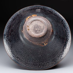 A rare Chinese black-glazed 'oil-spot' tea bowl, Song/Jin — photo 8