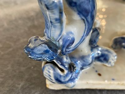 A rare Chinese blue and white 'chanab' altar stand, 19th C. — 照片 14