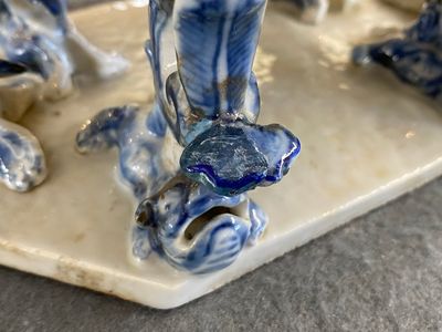 A rare Chinese blue and white 'chanab' altar stand, 19th C. — 照片 15