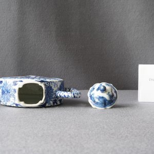 A rare Chinese blue and white circular teapot, Kangxi — 照片 10