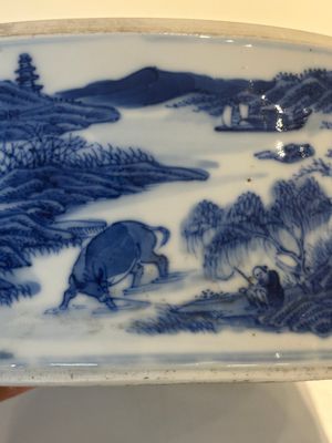 A rare Chinese blue and white cylindrical box and cover for the Thai or Vietnamese market, Jin Tang Fa Ji 錦堂發記 mark, Daoguang — photo 24