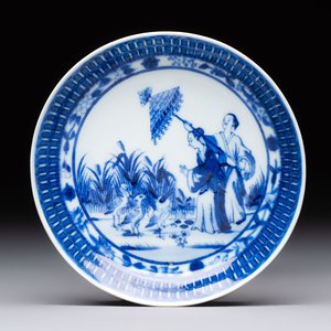 A rare Chinese blue and white 'Dames au Parasol' cup and saucer after Cornelis Pronk, Qianlong, ca. 1738 — photo 2