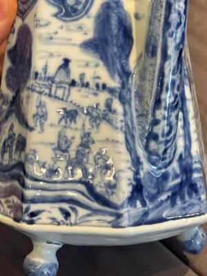A rare Chinese blue and white 'Europa and the bull' coffeepot and cover, Kangxi — photo 31