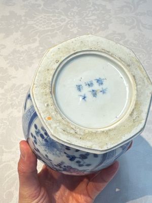 A rare Chinese blue and white five-piece garniture in Dutch Delft style, Kangxi mark, 19th C. — photo 48