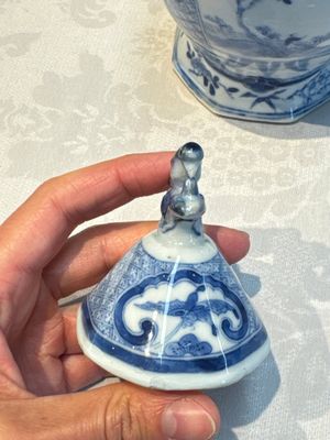 A rare Chinese blue and white five-piece garniture in Dutch Delft style, Kangxi mark, 19th C. — photo 63