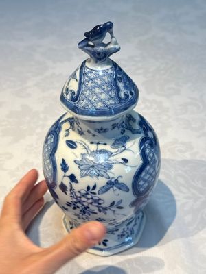A rare Chinese blue and white five-piece garniture in Dutch Delft style, Kangxi mark, 19th C. — photo 78