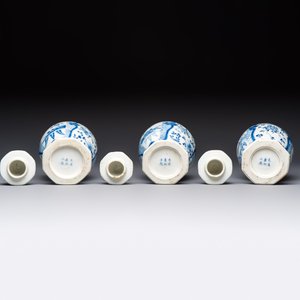 A rare Chinese blue and white five-piece garniture in Dutch Delft style, Kangxi mark, 19th C. — photo 13