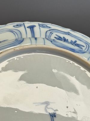 A rare Chinese blue and white 'Grasshopper' plate — 照片 13
