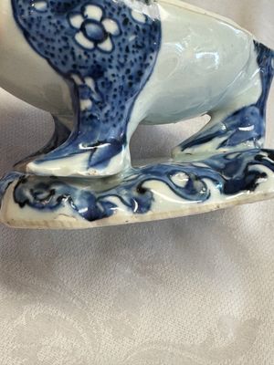 A rare Chinese blue and white ko-sometsuke 'Three-legged Toad' incense burner  — photo 12
