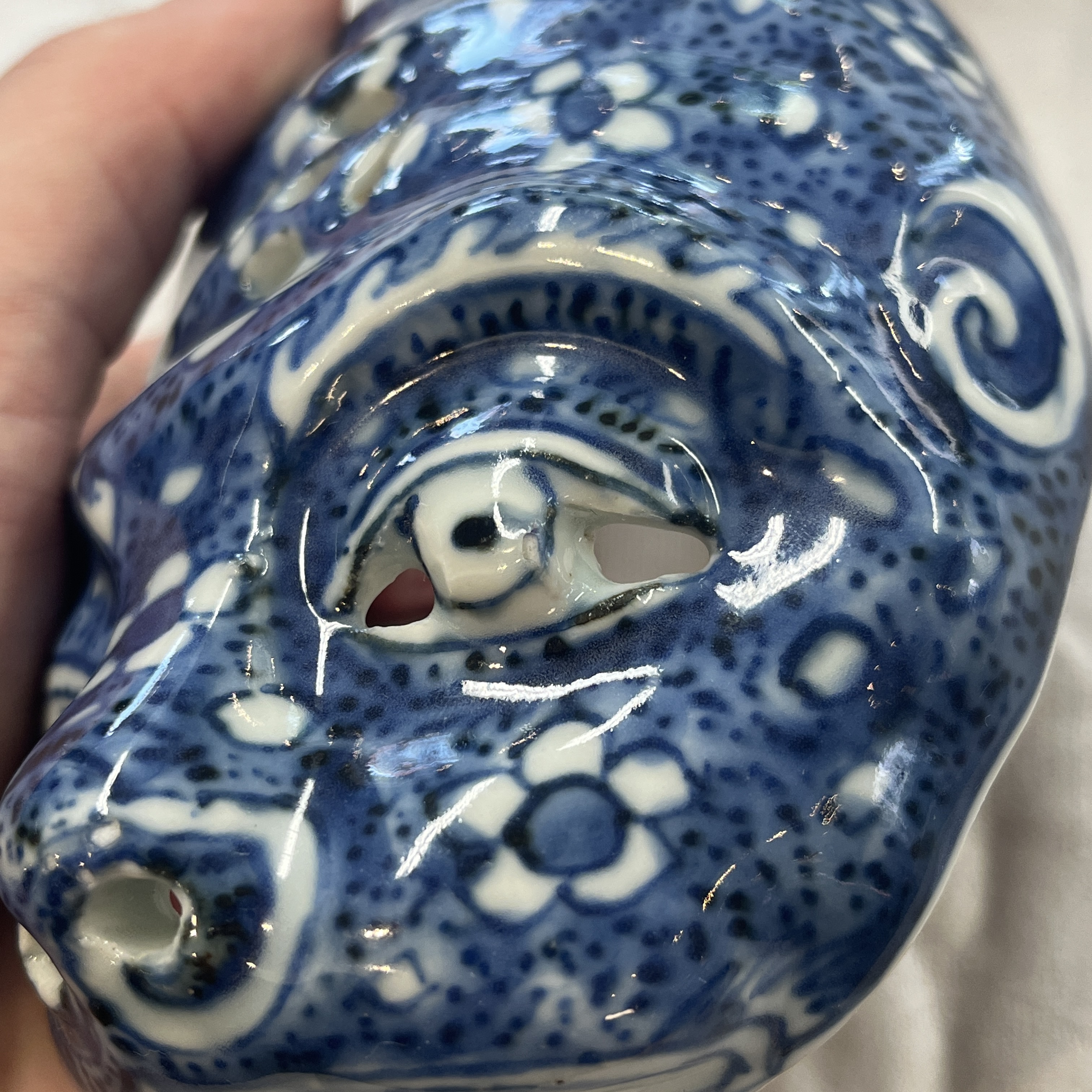A rare Chinese blue and white ko-sometsuke 'Three-legged Toad' incense burner  — photo 22