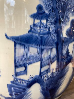 A rare Chinese blue and white lantern-shaped vase with figures in a landscape and calligraphy, Shunzi/early Kangxi — photo 16
