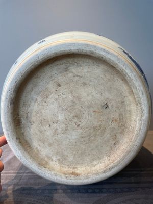 A rare Chinese blue and white lantern-shaped vase with figures in a landscape and calligraphy, Shunzi/early Kangxi — photo 8