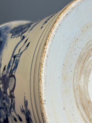 A rare Chinese blue and white 'Mongolian hunt' brush pot, Wen Zhang Shan Dou 文章山斗 mark, Kangxi — photo 19