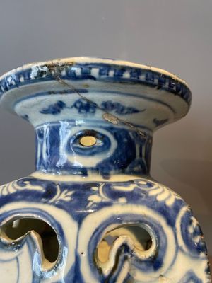 A rare Chinese blue and white openworked incense burner, Ming — 照片 12